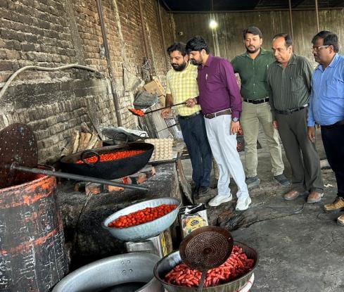 The game of adulteration...cloth sellers are polishing sweets with Tinopal