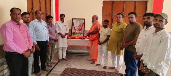 Tributes paid to Pankaj Dheer at Karna Temple