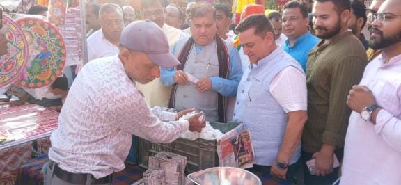 Promote the purchase of indigenous goods on Diwali: Bhatt
