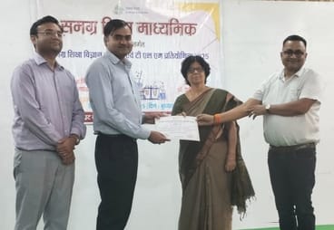 Teachers brought glory to the district by their excellent performance.