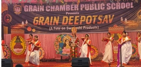 Celebrated Deepotsav, students made decorative items