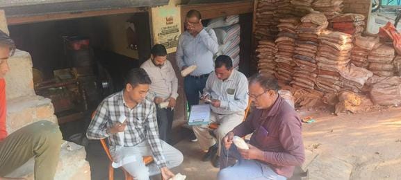 Raid in Purkhas, 43 litres of mustard oil seized