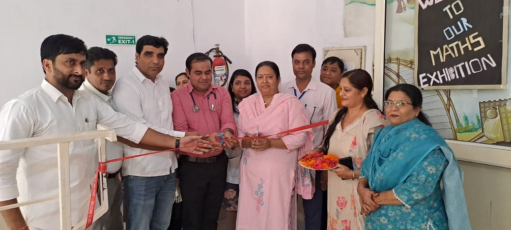 Health check-up of 600 students in DAV School