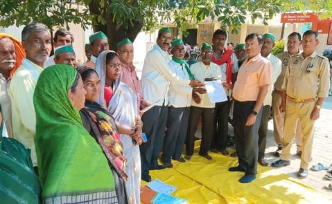 Siddharthnagar News: Farmers raise their voice by holding a panchayat