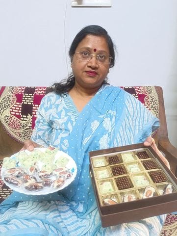 The chocolate we disliked as children is the sweetness that has come into our lives.