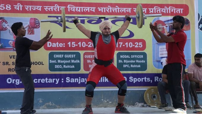Piyush of Rohtak and Yash of Sonipat first in state level weightlifting