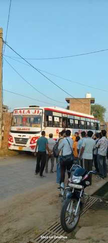 Villagers stop bus after conductor alleges misbehavior with female students