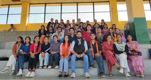 Ankush was elected president and Smriti was elected ABVP unit minister.