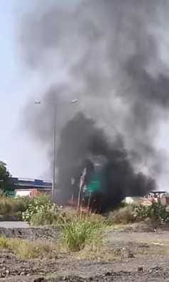 Moving car catches fire, driver narrowly escapes