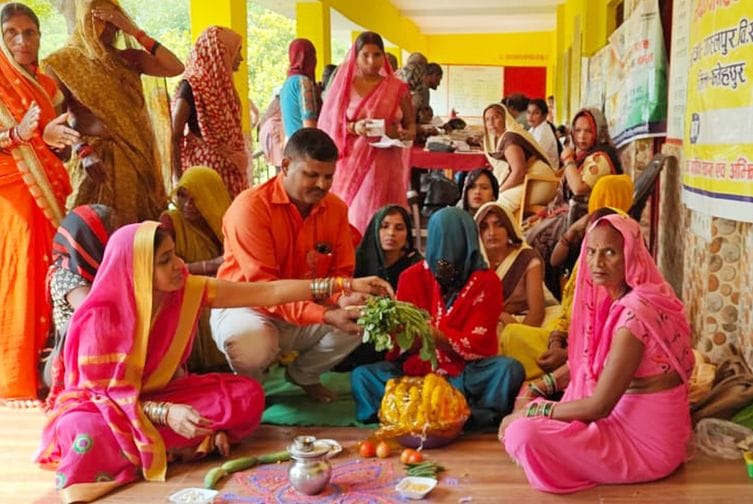 175 patients treated, pregnant women given nutrition packets