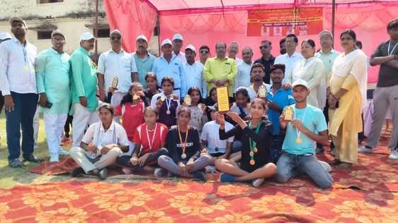 Menhdawal tehsil became champion by scoring 315 points in athletics competition.