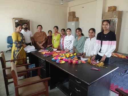 In the workshop, students were taught creative techniques.