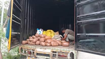 करोड़ों की मादक पदार्थ की खेप जब्त, दो पकड़े गए (सांकेतिक)