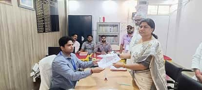 Purnia Nomination Rush: 18 Candidates File Papers, NDA Deploys 6 Big Guns Including Minister Leshi Singh