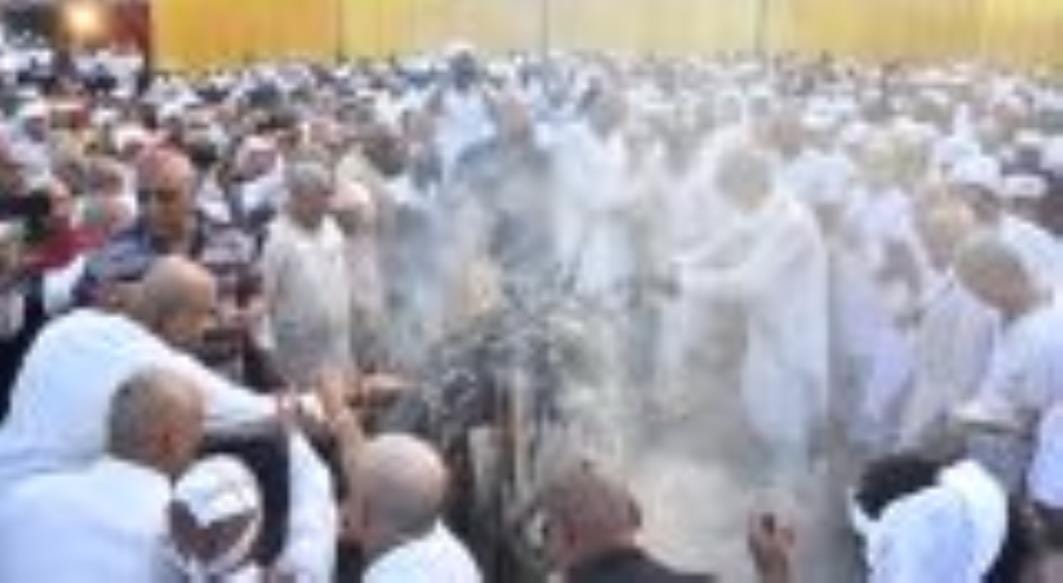 A large crowd gathered for the last journey of Sindhi religious leader Sant Sai Chanduram.