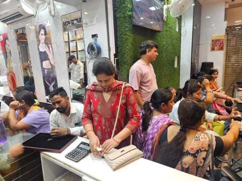 Dhanteras: Despite high gold and silver prices