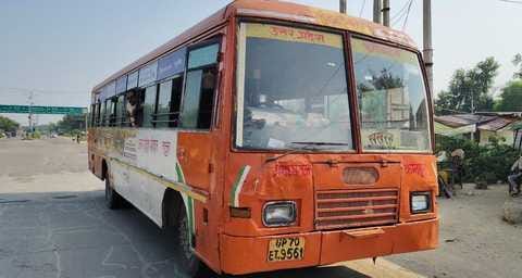 School bus collides with roadways bus, 35 students narrowly escape