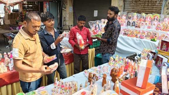 Diwali market reflects love for indigenous products