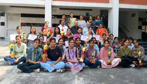 Indira Gandhi College students showcased their skills.