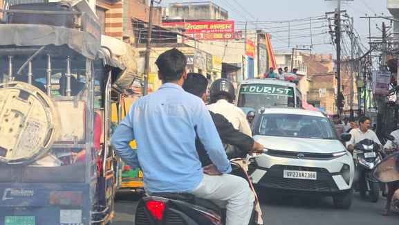 City jammed before the festival