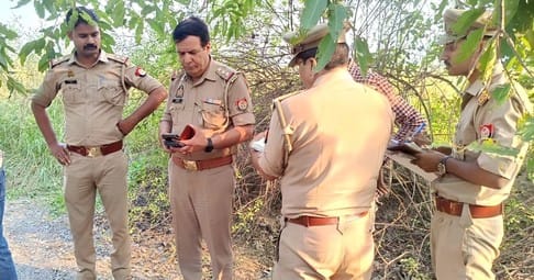 Dead body of a youth found hanging under suspicious circumstances