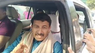 Bihar Election: BJP MP attacked during roadshow in Buxar, Manoj Tiwari says RJD supporters did this