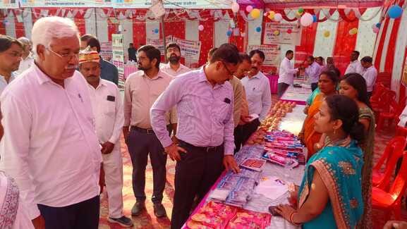 Exhibition of local products at Saras Mela