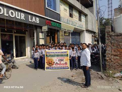 Students took out a rally and gave the message of not bursting crackers.