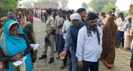 80 bags of fertilizer missing from Jaitpur Cooperative Union, farmers stranded