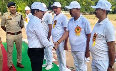 Volleyball: On the first day, the teams of Mahoba and Commissionerate Prayagraj won.