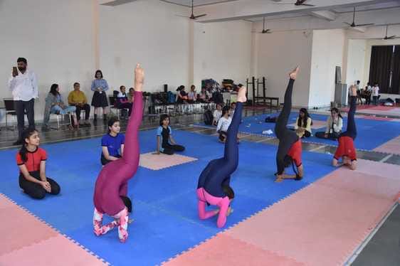 300 children performed yoga at the championship.