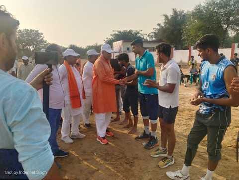 Chilaro and Niamatpur teams top in volleyball
