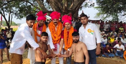 Sikandar defeated Sonu.