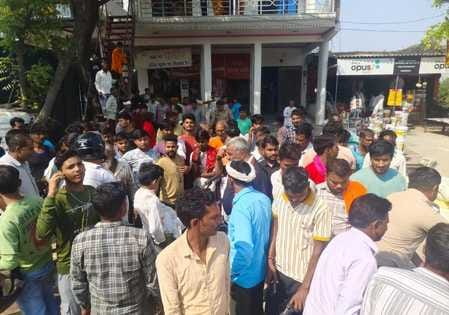agra news iragatnager road accident death
