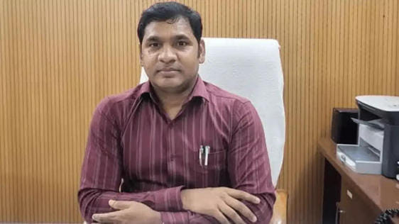 Secretary suspended for creating ruckus in review meeting, CEO orders FIR