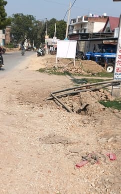 Pipes uprooted during road widening, wait for pure water will increase