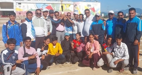 Kaushik of Kirtinagar was the champion in 800, 1500 and 3000 meters.