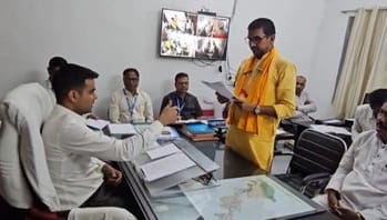 Bettiah bihar news JDU candidate Rinku Singh filed nomination from Valmiki Nagar election 2025 today news