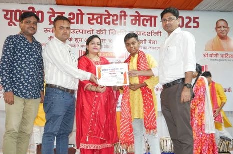 The pandal resonated with folk cultural programs at the Swadeshi Mela