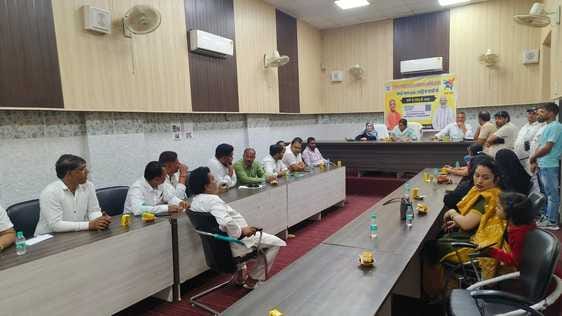 Councilors protested against cleaning and drain construction.