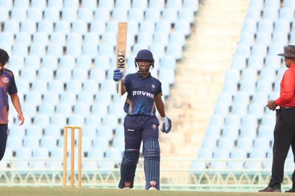 Mumbai on top, Tamil Nadu in knockout stage