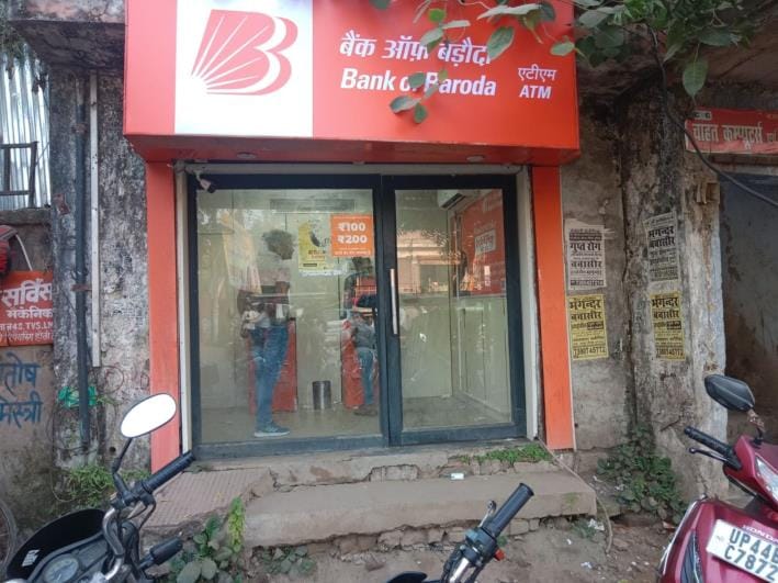 Banks will remain closed for six days, 149 ATMs will be used as support.