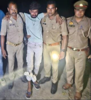 Two criminals were shot in the encounter