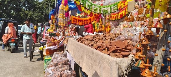 Markets are buzzing on Diwali...buying heavily on utensils, sweets and clothes