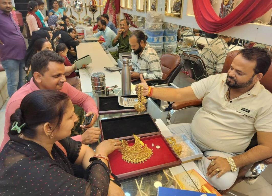 Bought happiness on Dhanteras, business worth Rs 65 crore