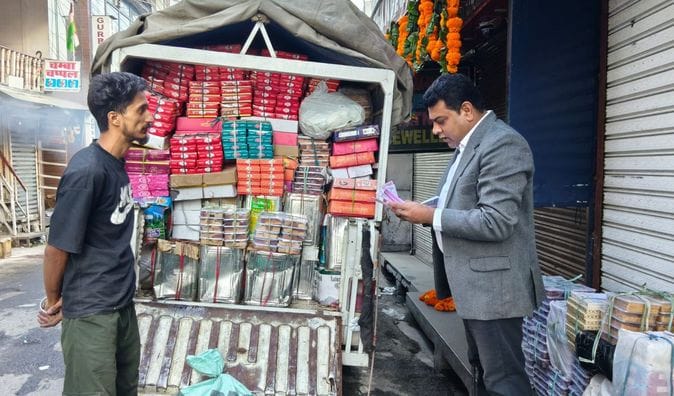 200 kg of adulterated sweets seized on NH, destroyed on the spot