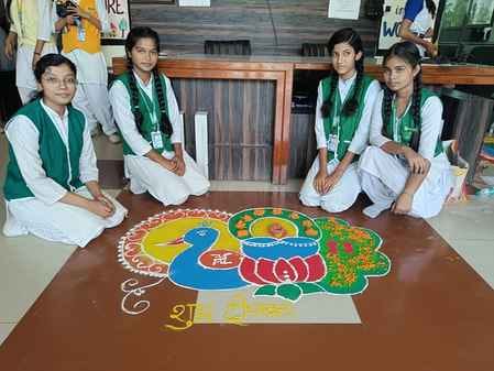 Mahi tops in Diya, Vaishnavi tops in Rangoli
