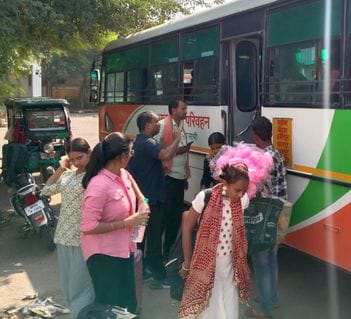 Trains were crowded, roadways operated ten additional buses each for Chitrakoot and Delhi.
