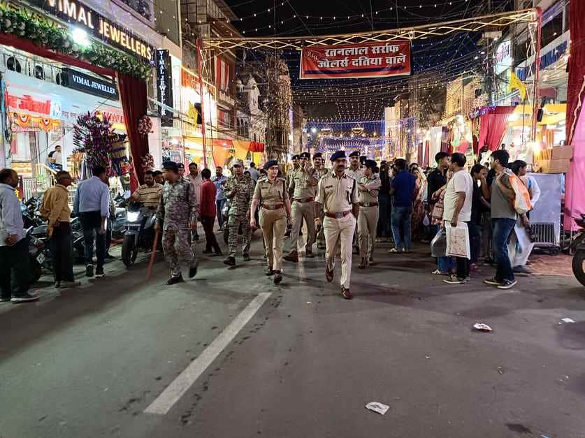 सराफा बाजार में सुरक्षा के पुख्ता इंतजाम किए गए थे।