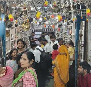 Diwali markets were abuzz with the spirit of Diwali, with diyas and candles selling in abundance.